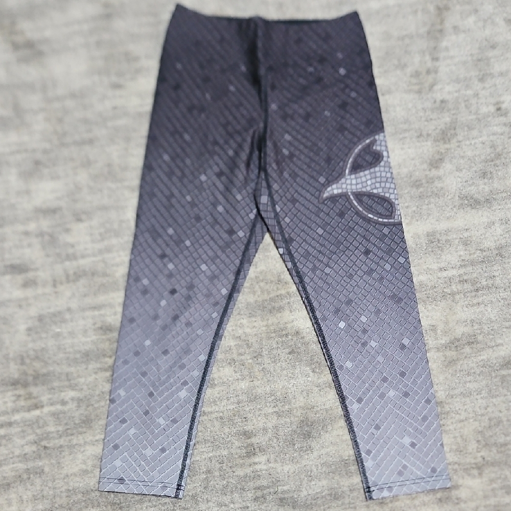 Stylish Gray Patterned Leggings